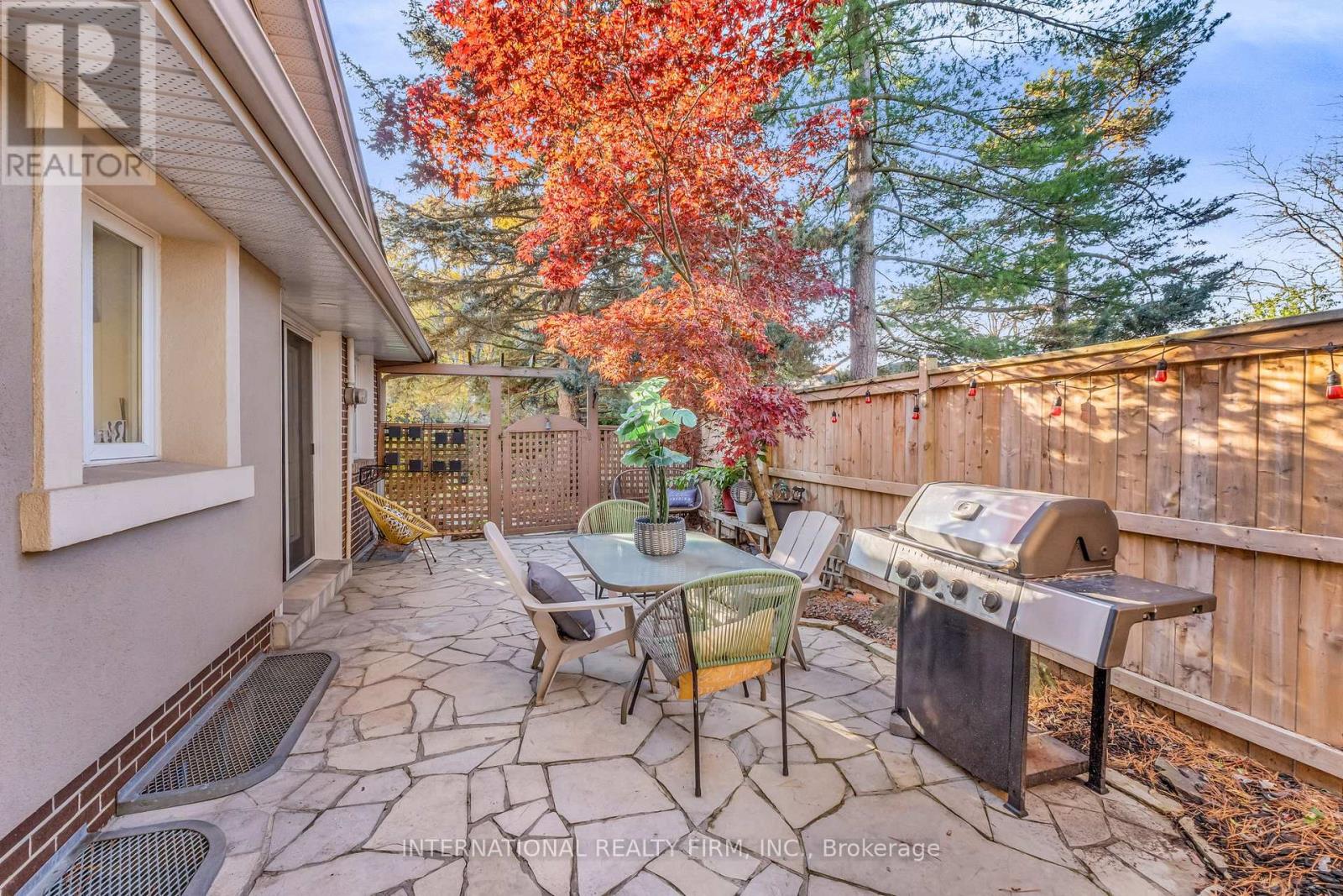 1049 INDIAN RD ROAD - 37