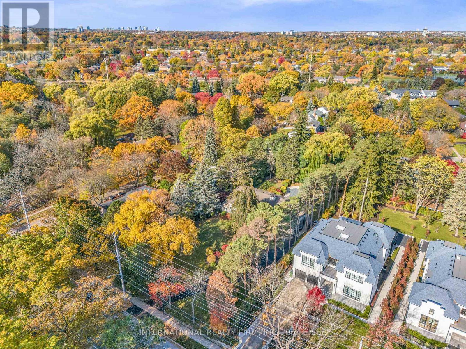 1049 INDIAN RD ROAD - 40