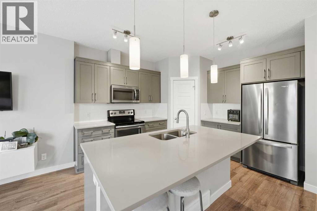 Single Family House 4 Level for Sale in  Sage Bluff Heights NW Sage Hill Calgary 