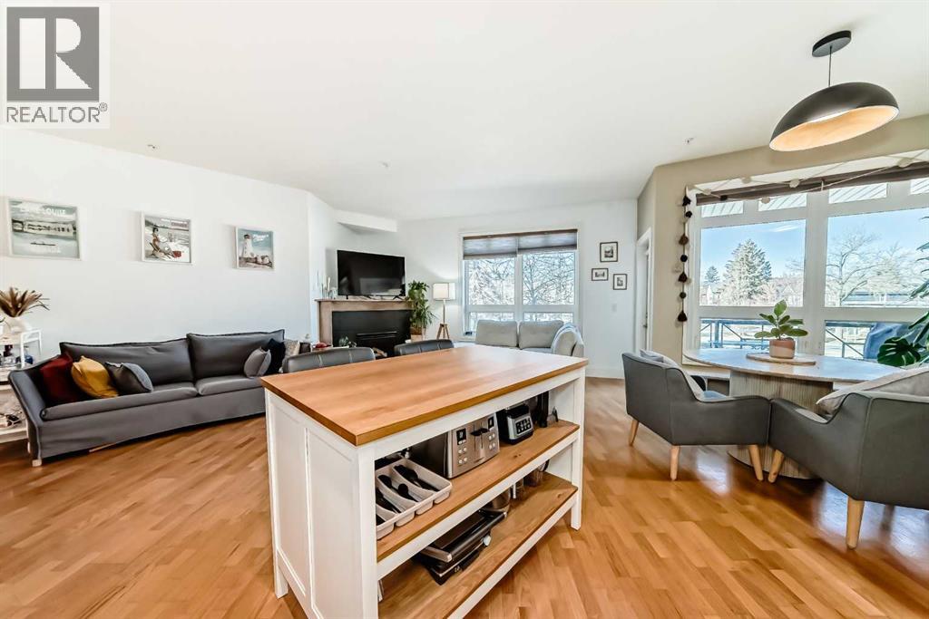 Single Family House for Sale in    Street NW Hillhurst Calgary 