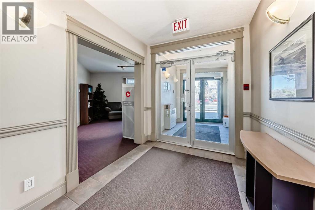 Single Family House for Sale in    Street NW Hillhurst Calgary 