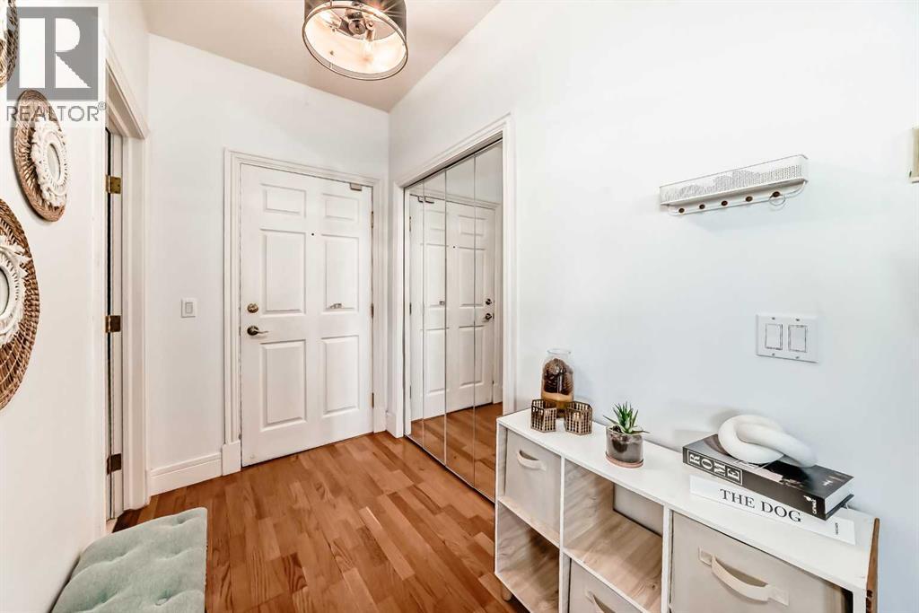 Single Family House for Sale in    Street NW Hillhurst Calgary 