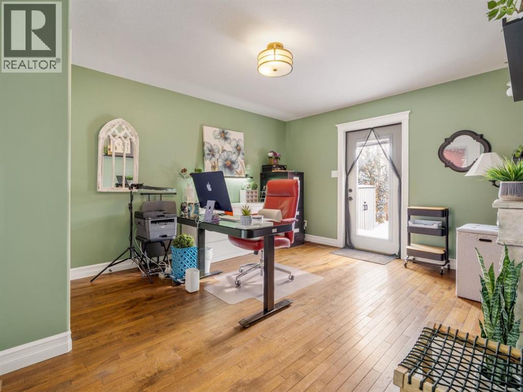 
          164 Riverstone Boulevard West
            <br/>
            <span>Lethbridge</span>
            , 
            <span>AB</span>
             <span>T1K5E8</span>
         - Photo 26