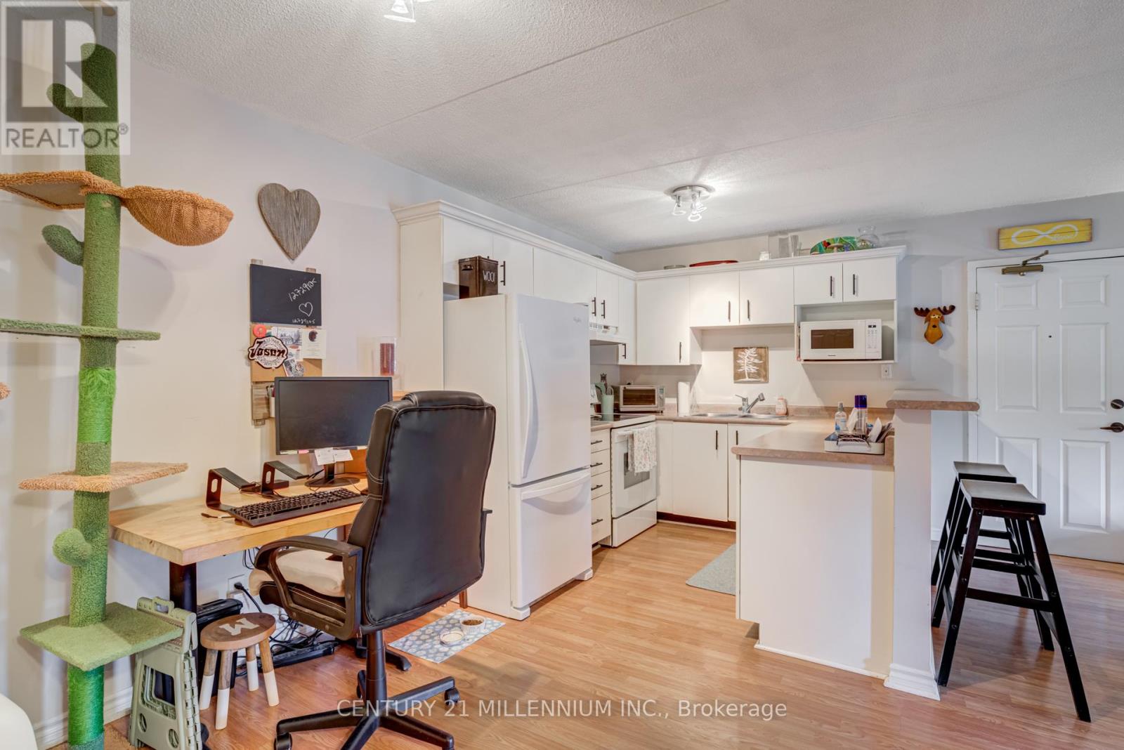 #110 4003 KILMER DRIVE - 17