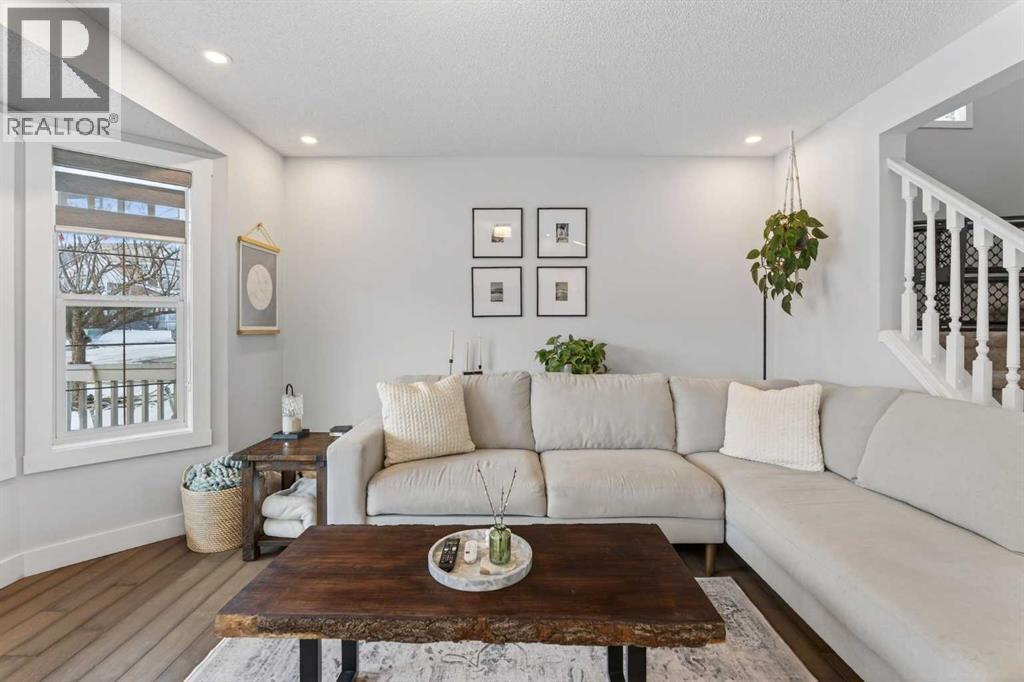 Single Family House for Sale in  Bridleglen Manor SW Bridlewood Calgary 