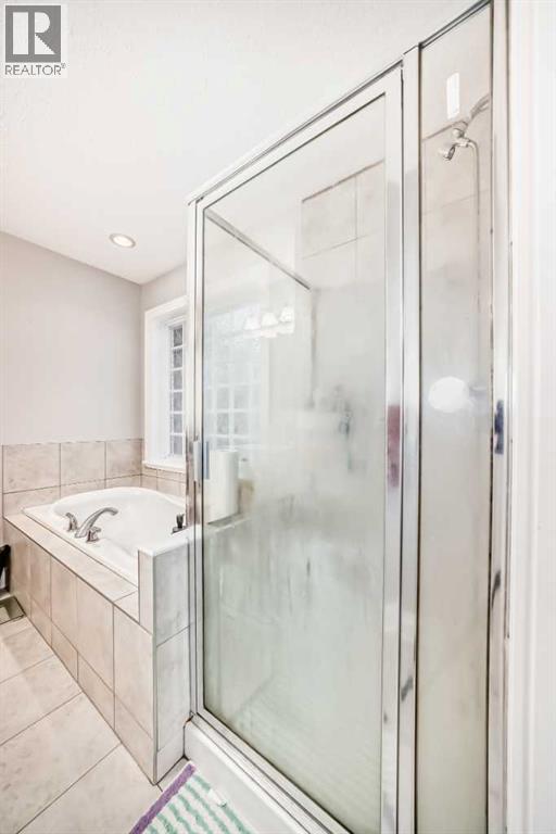 Single Family House for Sale in    Avenue SW Windsor Park Calgary 