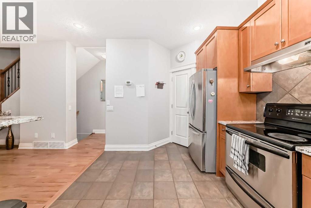 Single Family House for Sale in    Avenue SW Windsor Park Calgary 