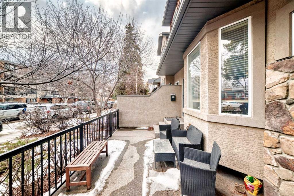 Single Family House for Sale in    Avenue SW Windsor Park Calgary 