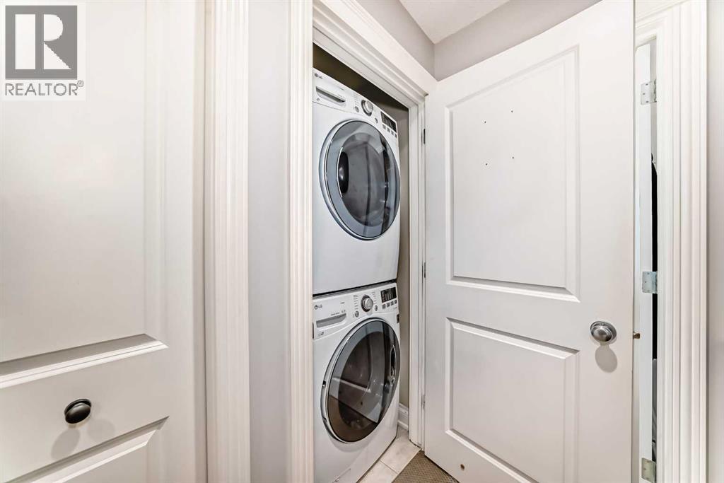 Single Family House for Sale in    Avenue SW Windsor Park Calgary 