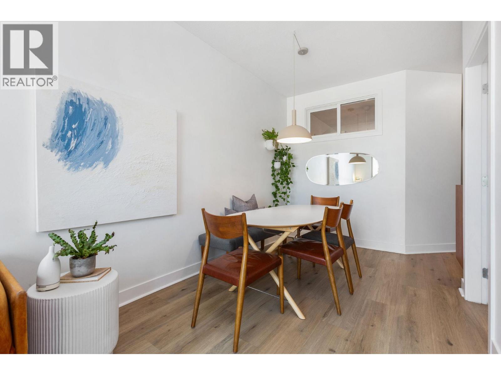 308 688 17TH Avenue - photo 2