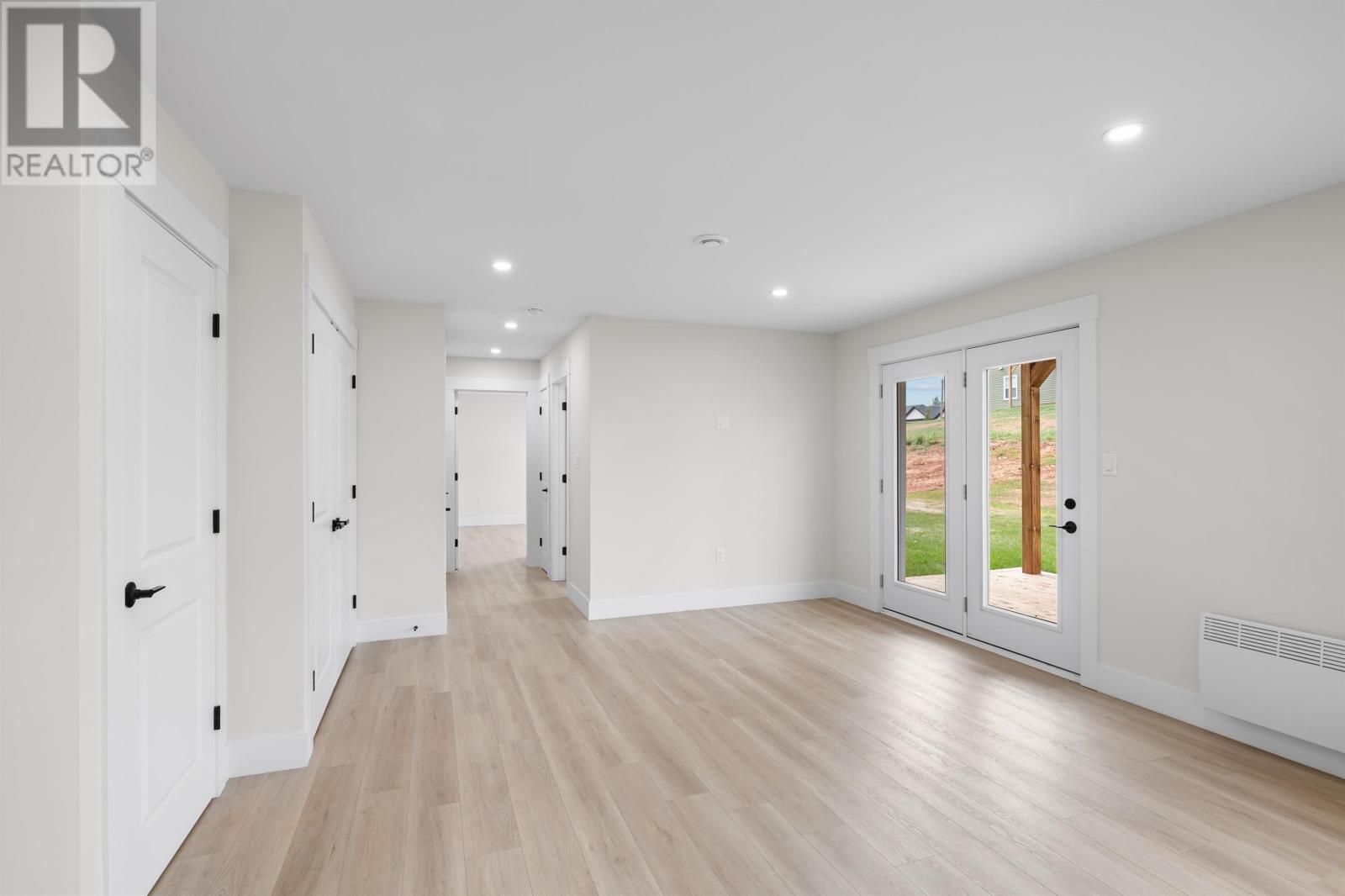 98 STANMOL DRIVE - 31