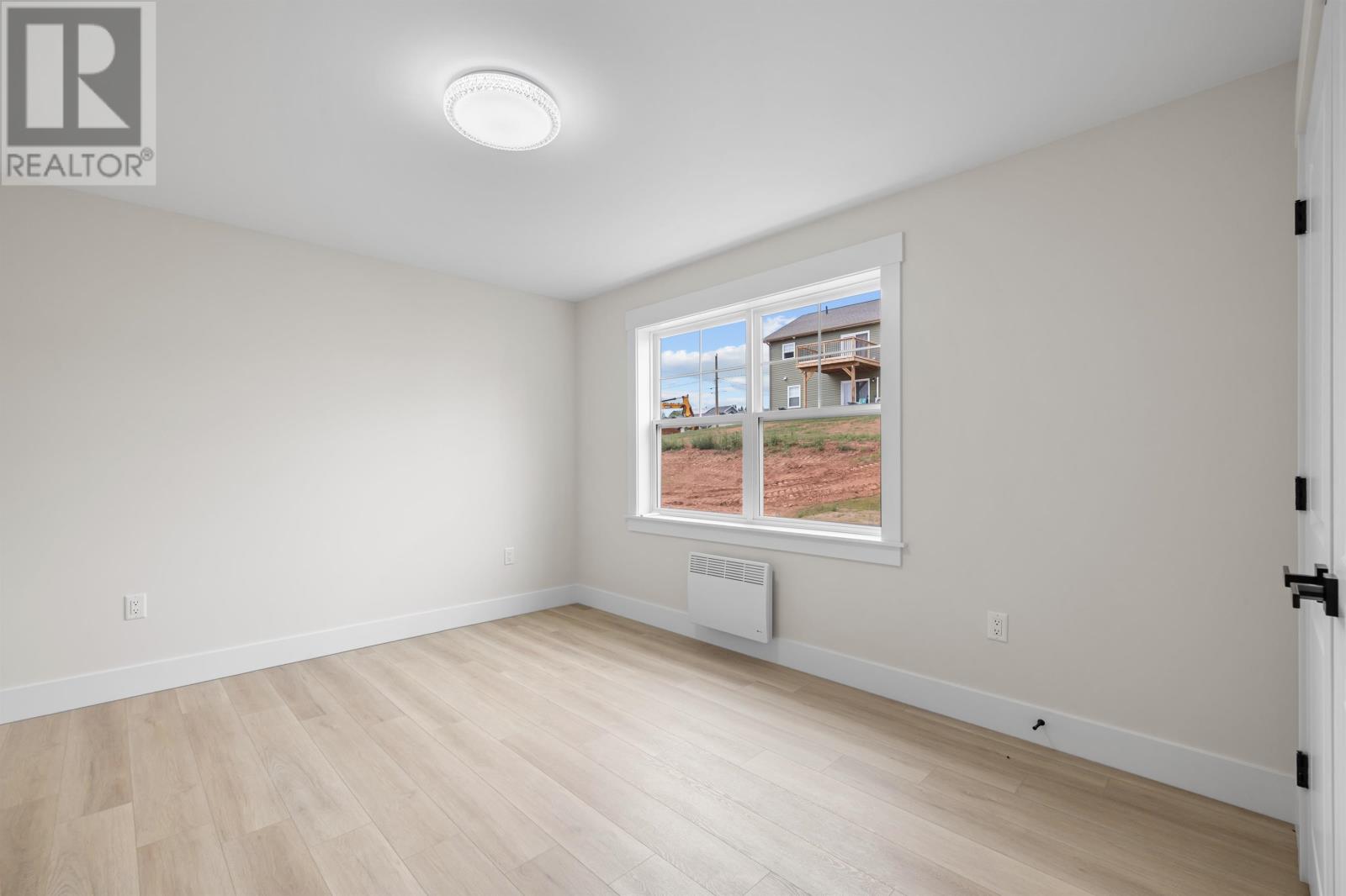 98 STANMOL DRIVE - 33