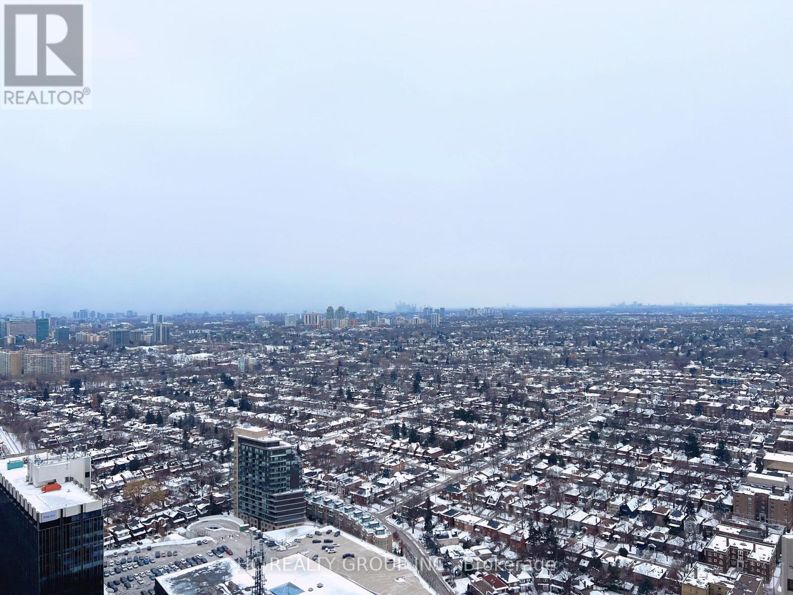 #5203 8 EGLINTON AVENUE E - 21