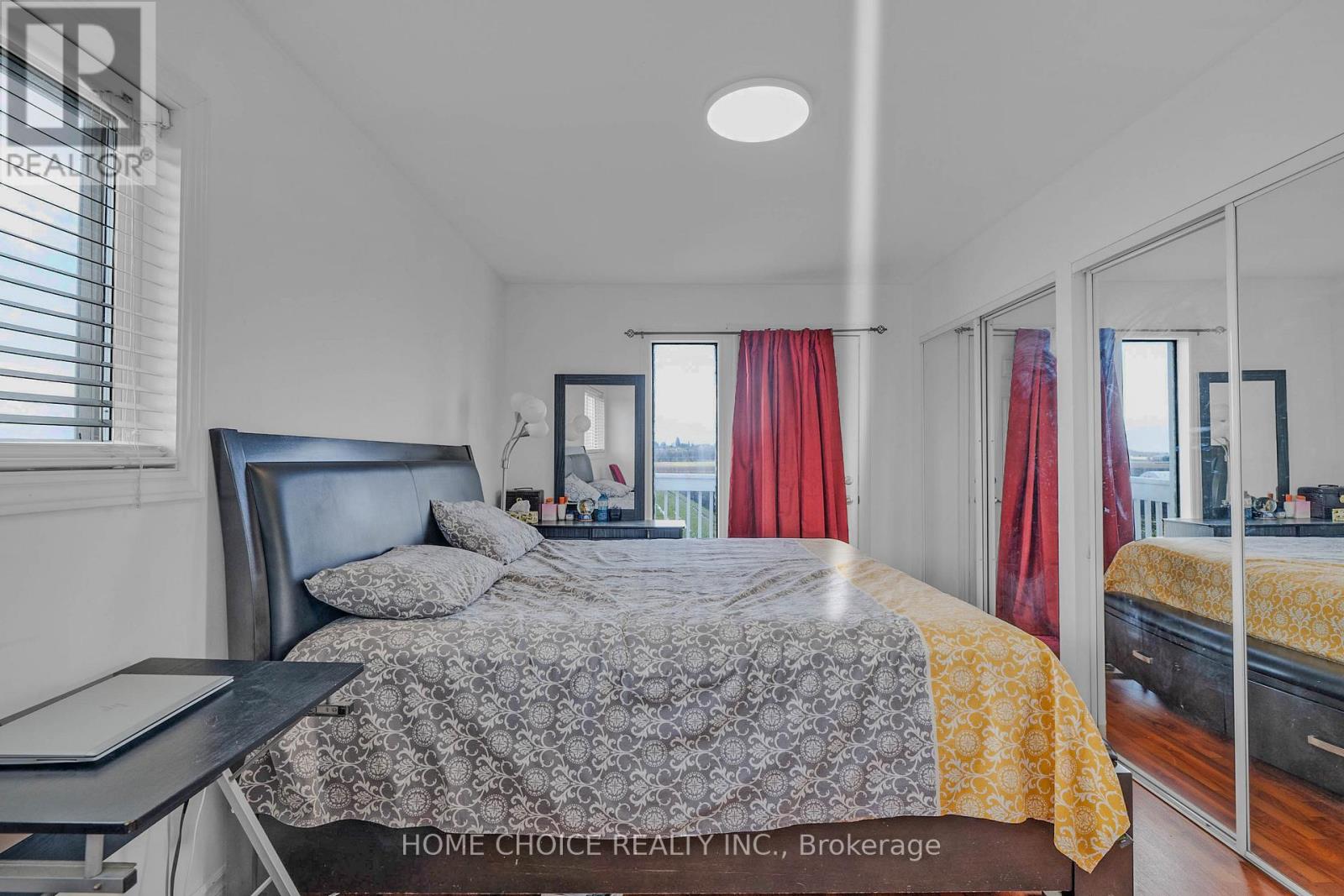 144 FRASER STREET - 32
