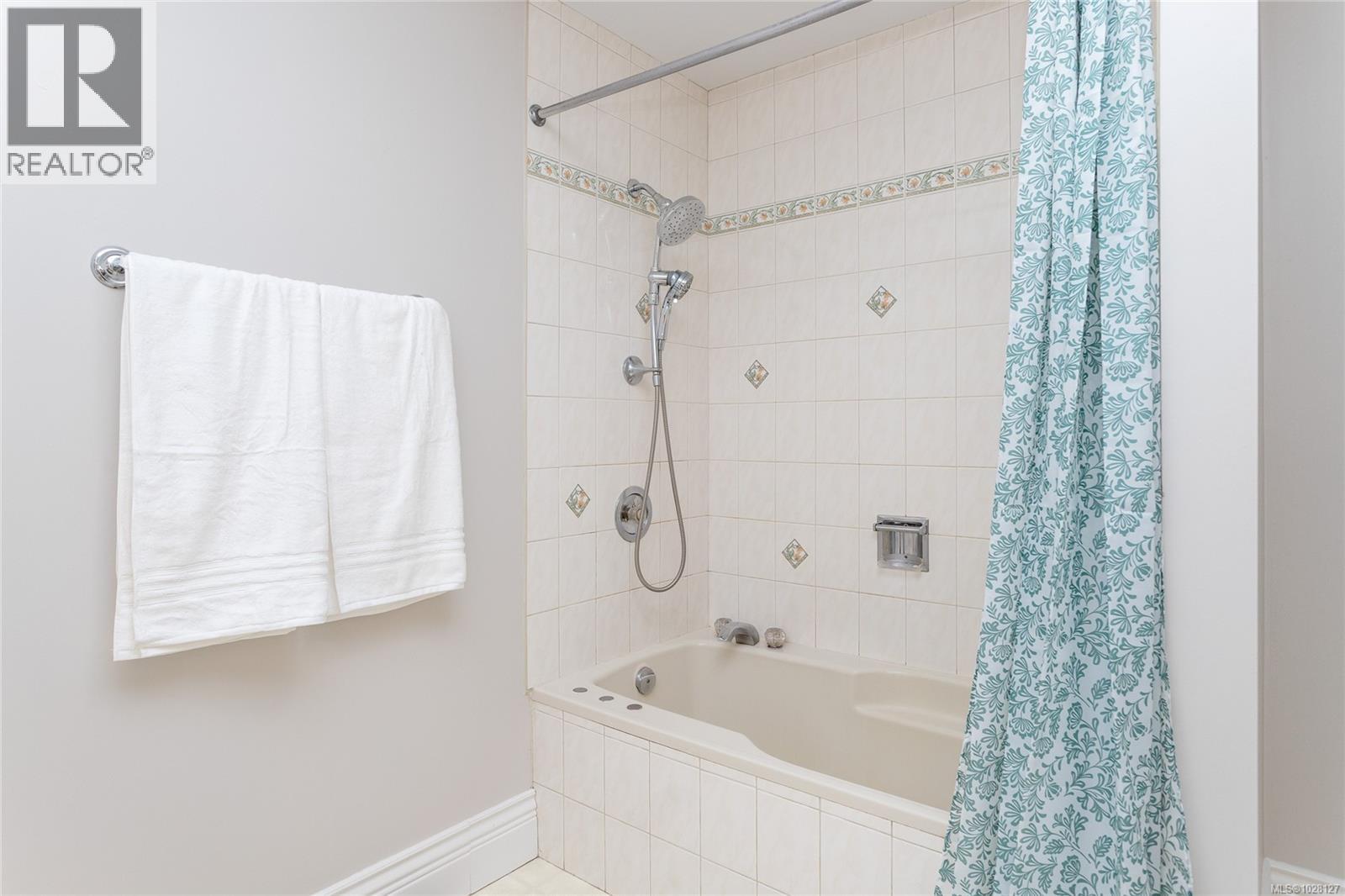  758 Newbury Street, Saanich