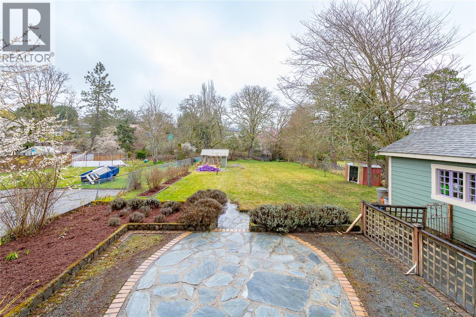  758 Newbury Street, Saanich