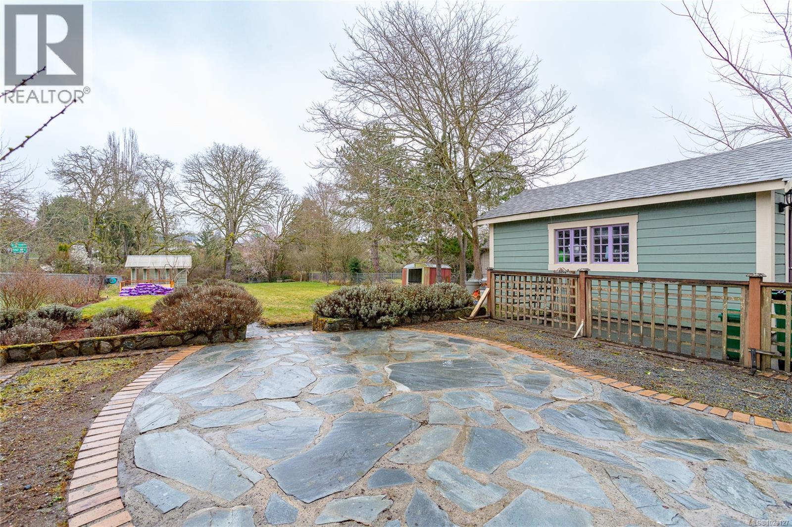  758 Newbury Street, Saanich