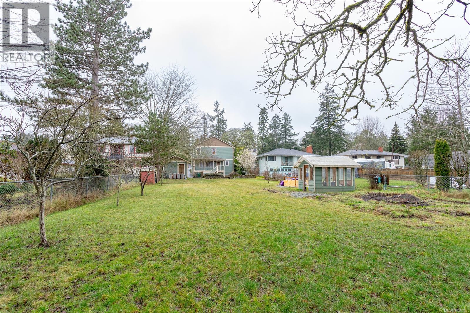  758 Newbury Street, Saanich