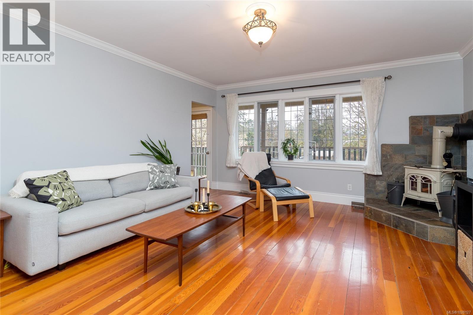  758 Newbury Street, Saanich