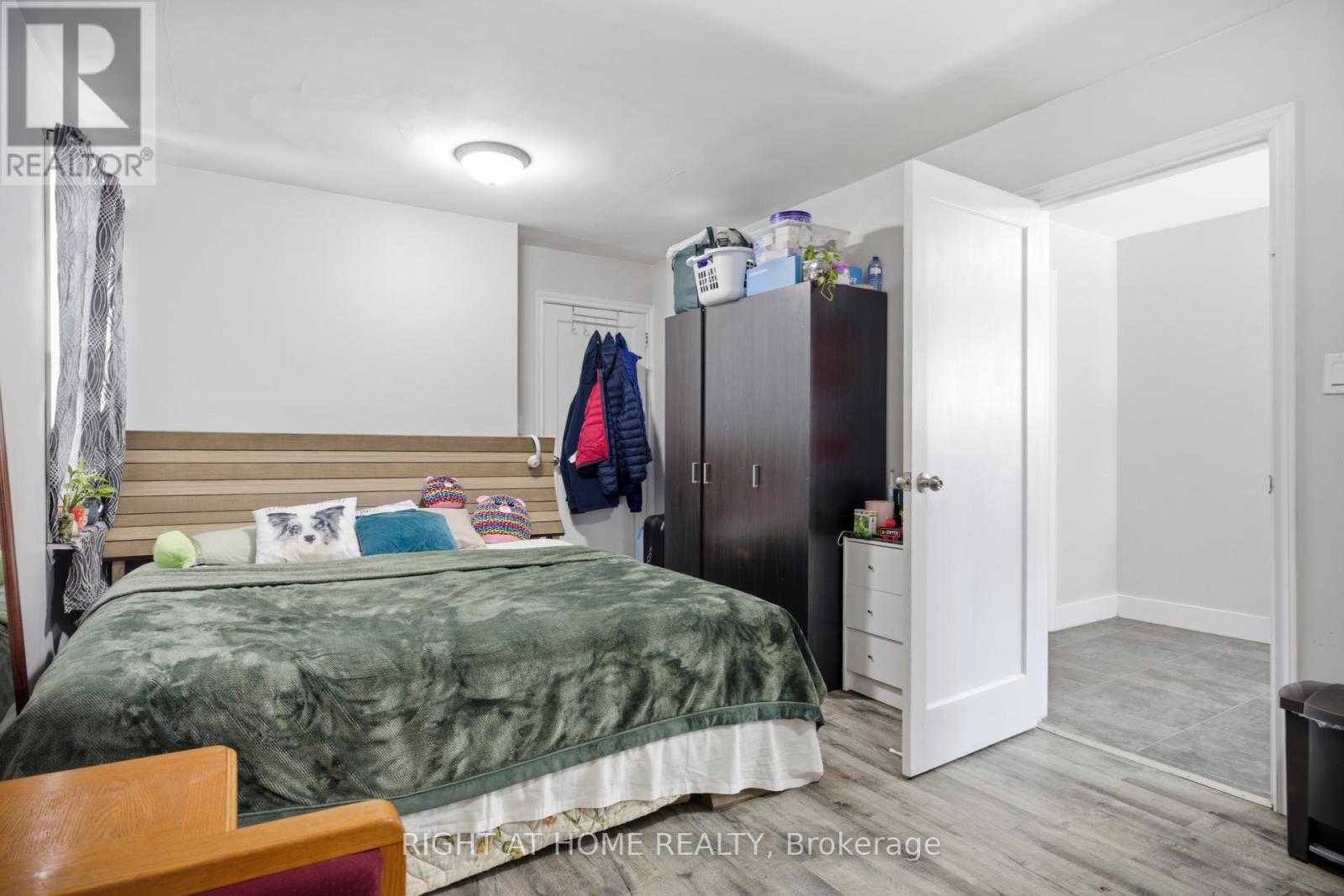 151 HALE STREET - 8