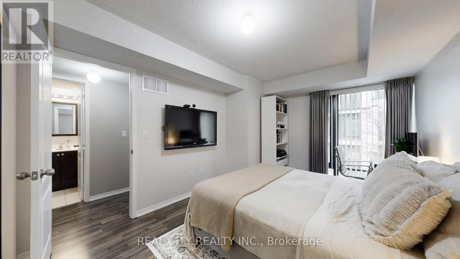 #511 142 WIDDICOMBE HILL BOULEVARD - 13