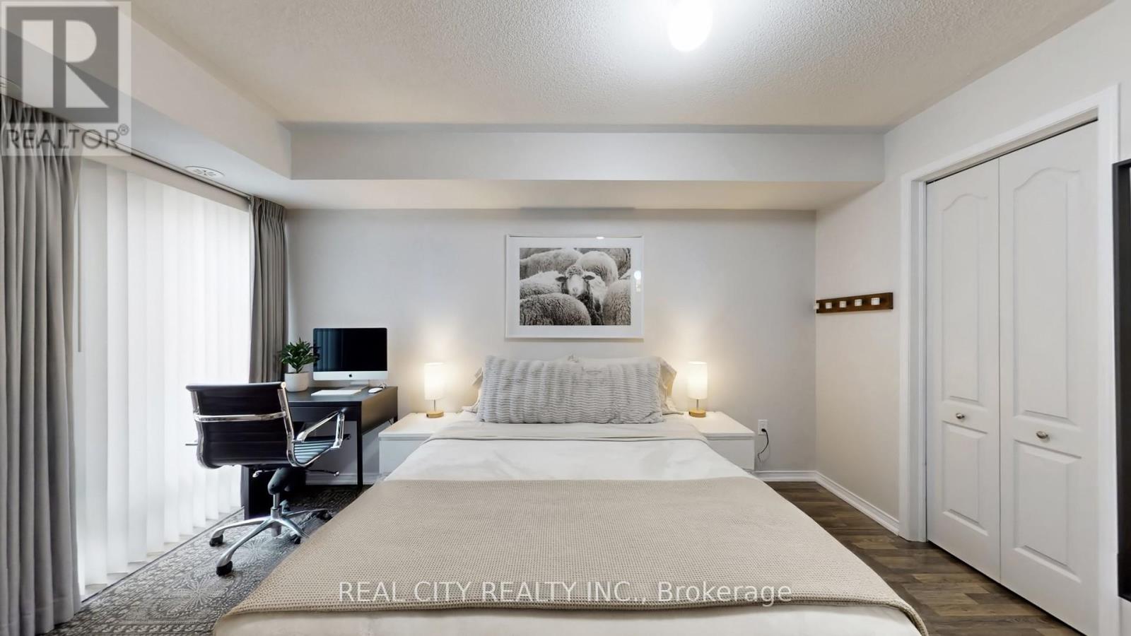 #511 142 WIDDICOMBE HILL BOULEVARD - 14