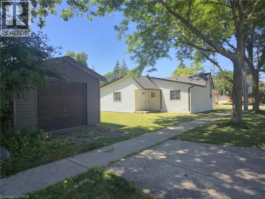 82 TEAL AVENUE - 7