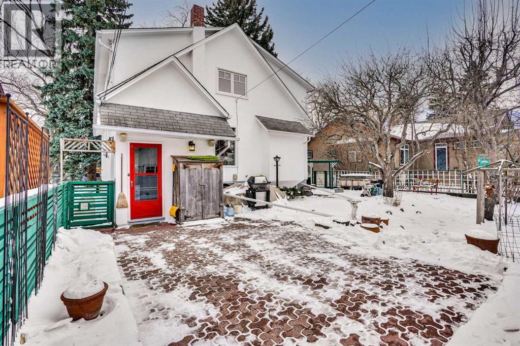 
          408 11 Avenue Northwest
            <br/>
            <span>Calgary</span>
            , 
            <span>AB</span>
             <span>T2M0B9</span>
         - Photo 26