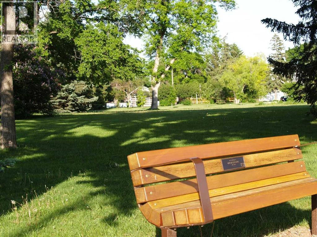 
          408 11 Avenue Northwest
            <br/>
            <span>Calgary</span>
            , 
            <span>AB</span>
             <span>T2M0B9</span>
         - Photo 38