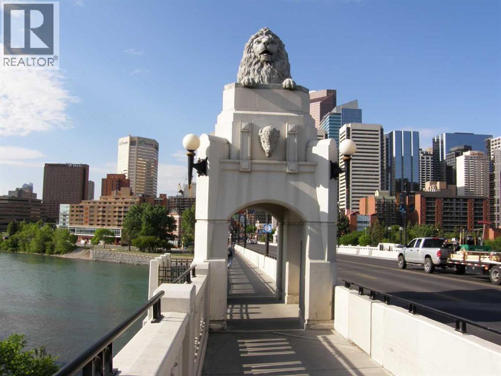 
          408 11 Avenue Northwest
            <br/>
            <span>Calgary</span>
            , 
            <span>AB</span>
             <span>T2M0B9</span>
         - Photo 47