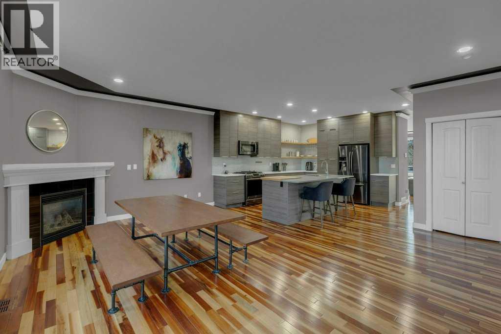 Single Family House for Sale in   Avenue NW Bowness Calgary 