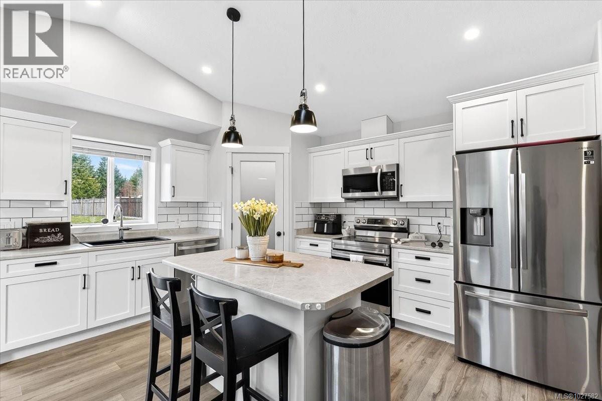 3167 Fernwood Lane, Port Alberni