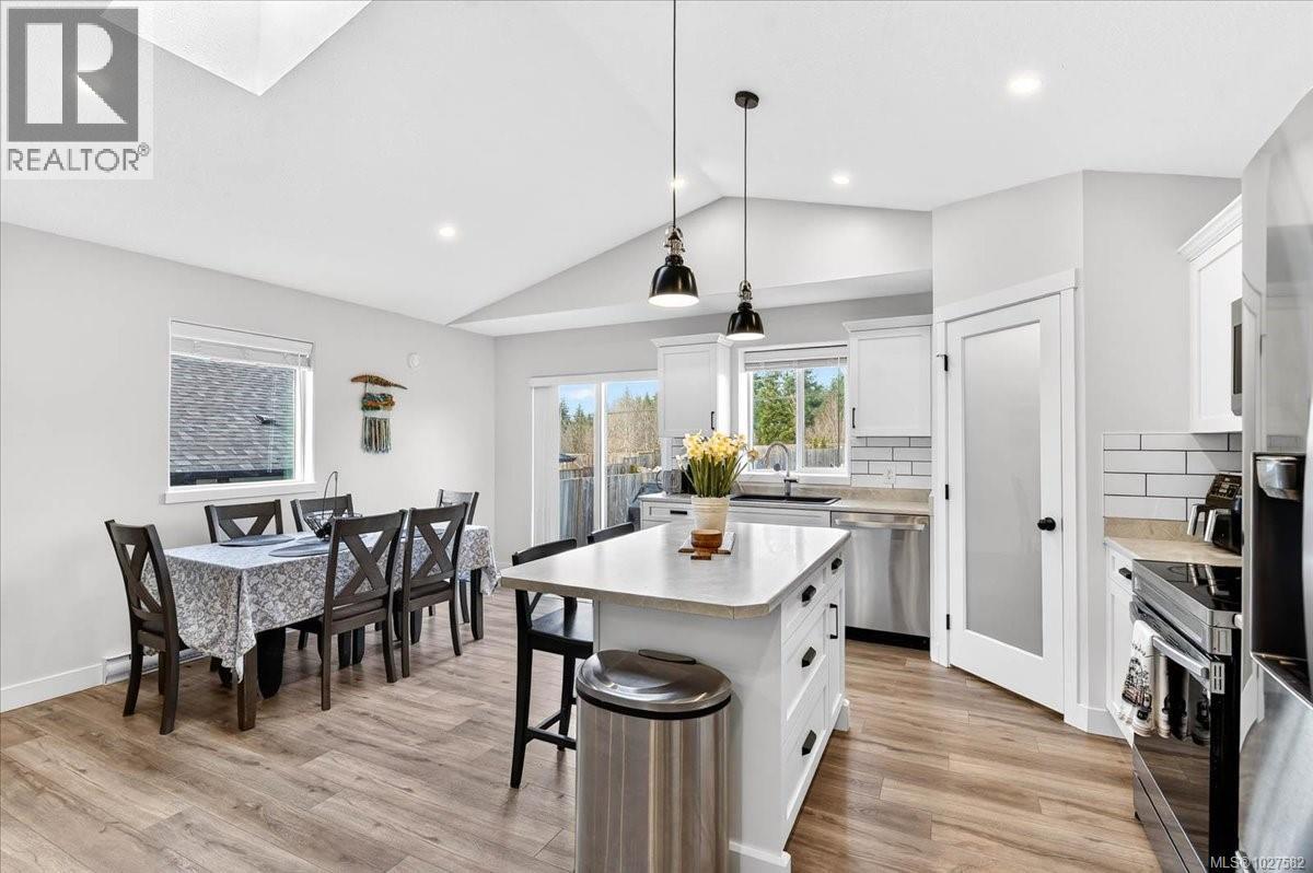 3167 Fernwood Lane, Port Alberni