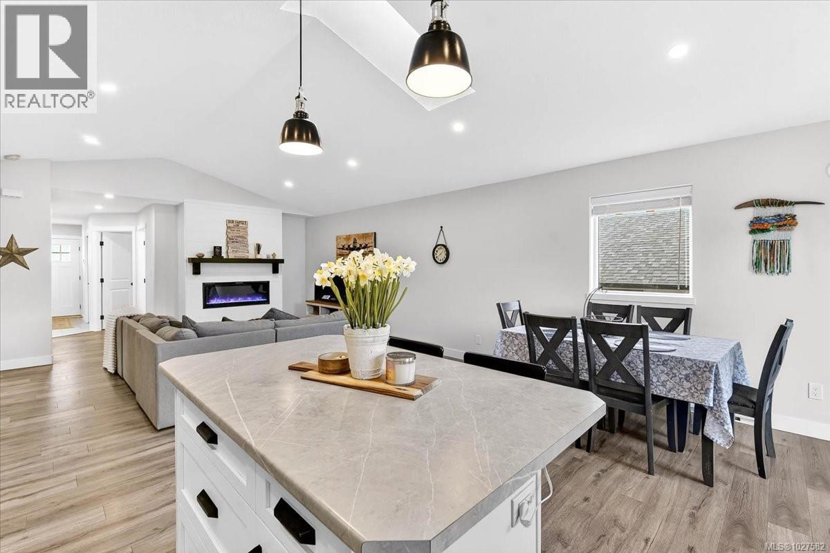 3167 Fernwood Lane, Port Alberni