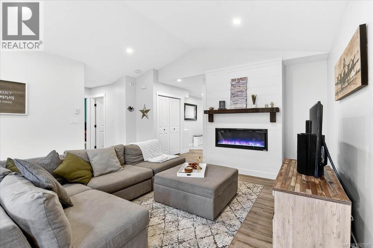 3167 Fernwood Lane, Port Alberni