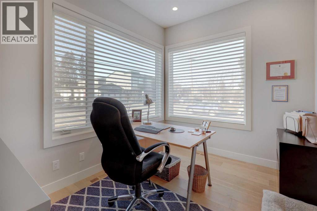 Single Family House for Sale in   Street SW Altadore Calgary 