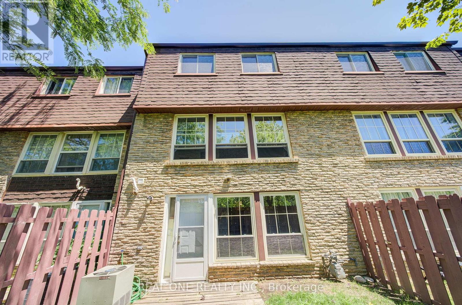 #46 81 BROOKMILL BOULEVARD - 48