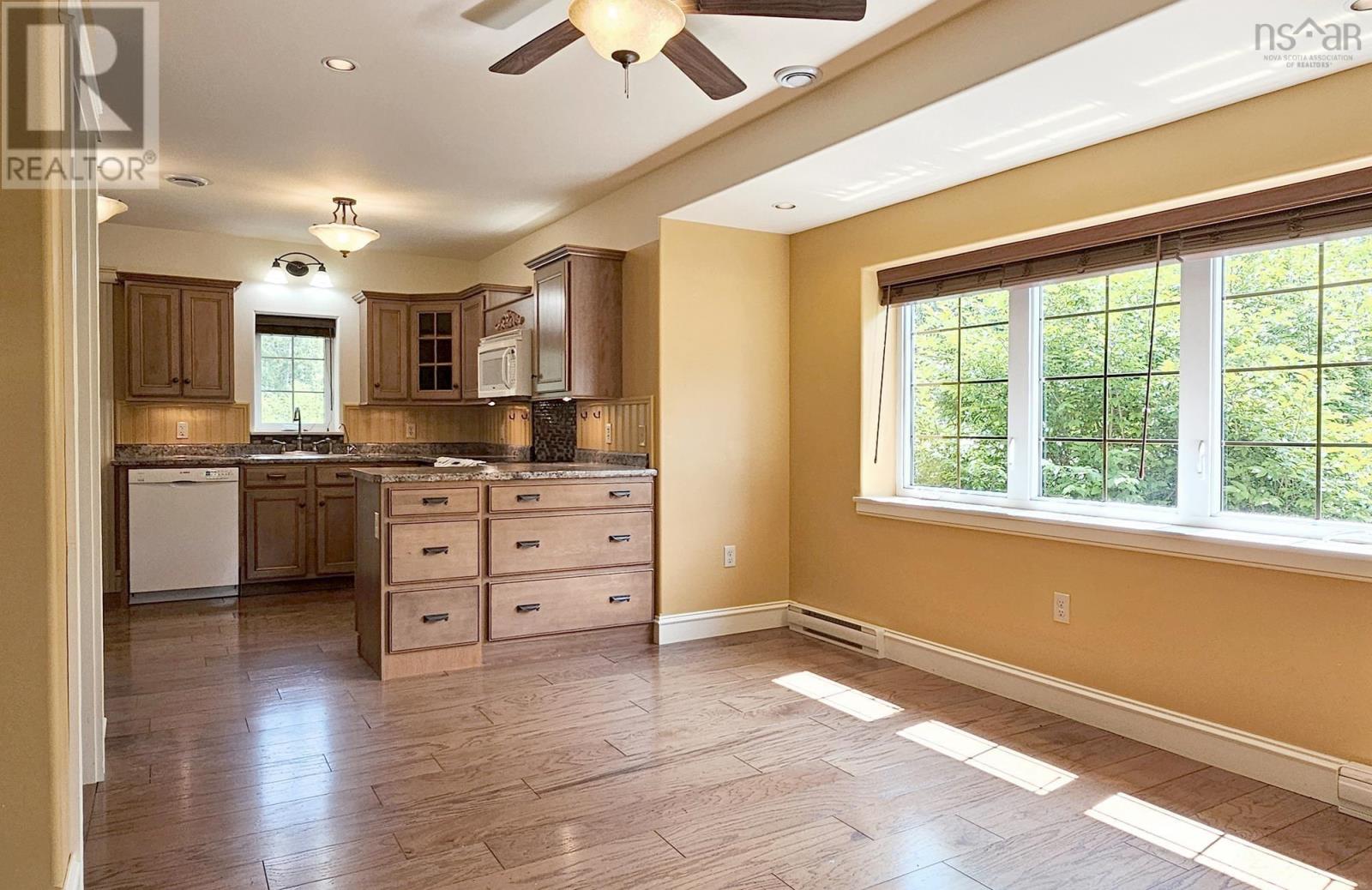 Property 16 of 45 of 24 Chapel Street