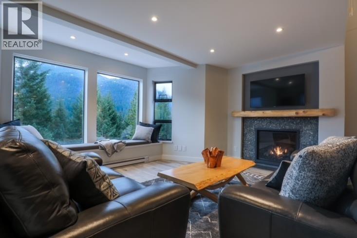 325 3309 PTARMIGAN PLACE, Whistler