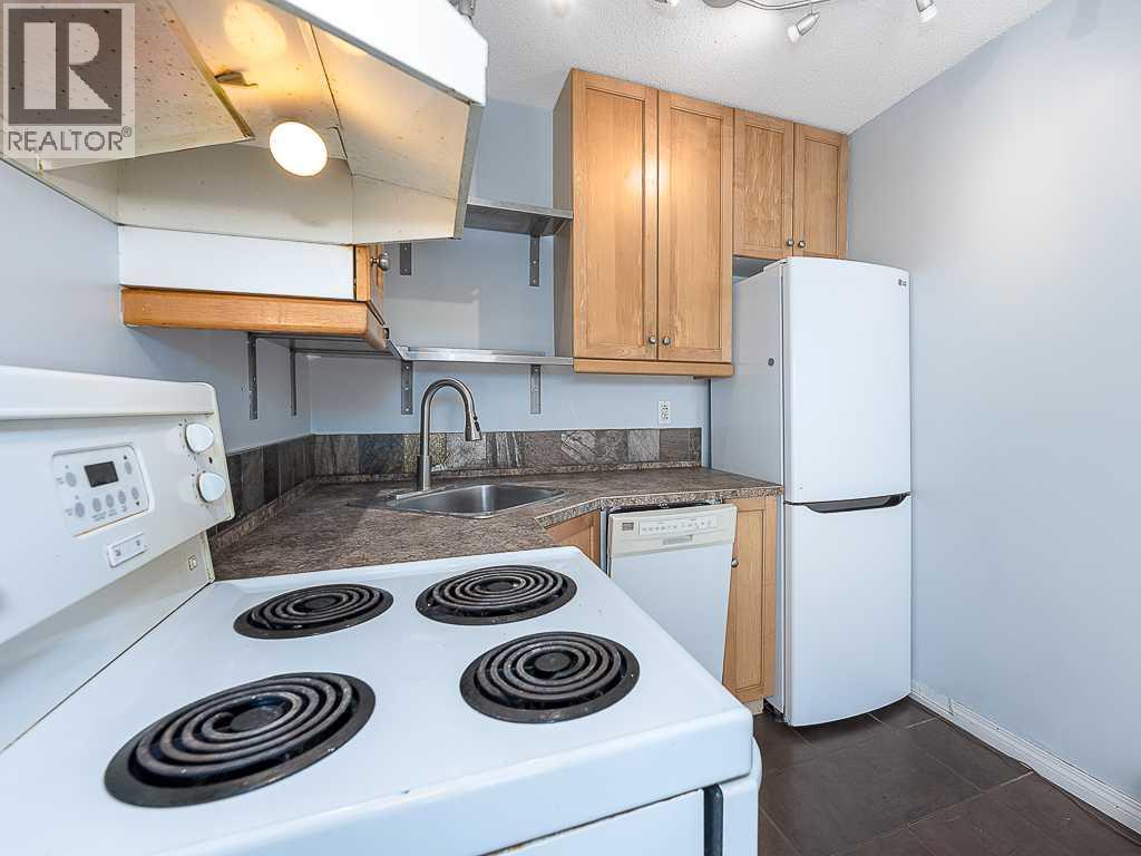 Single Family House for Sale in    Street NW Bowness Calgary 