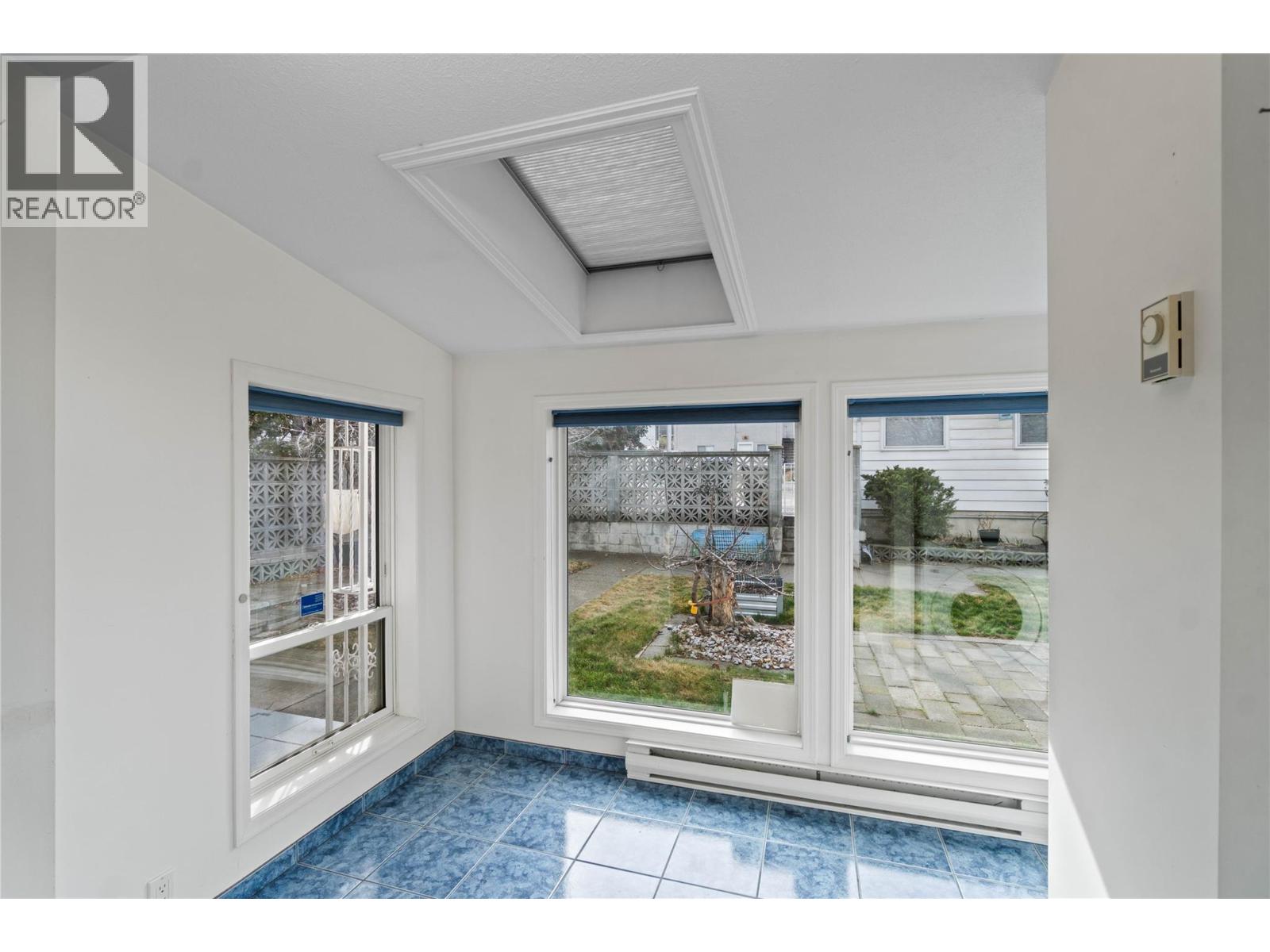 1045 DOMINION STREET - 8