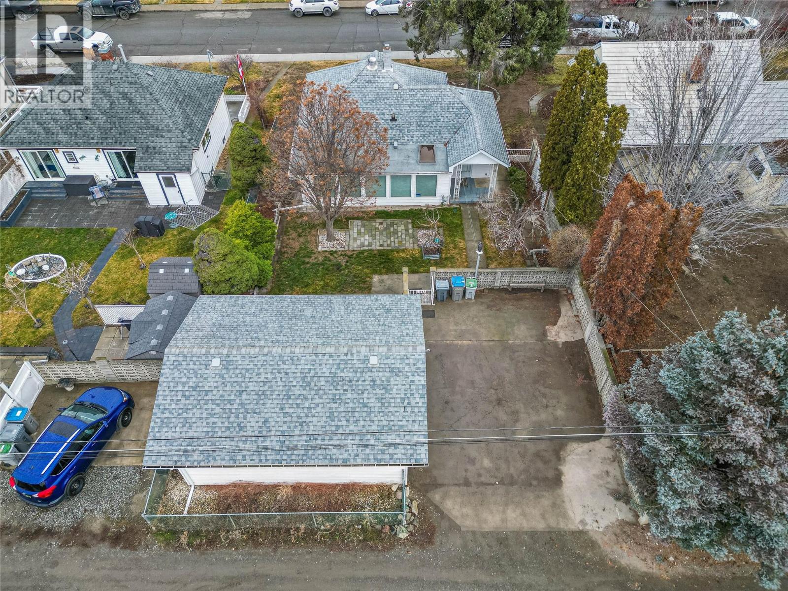 1045 DOMINION Street - 26