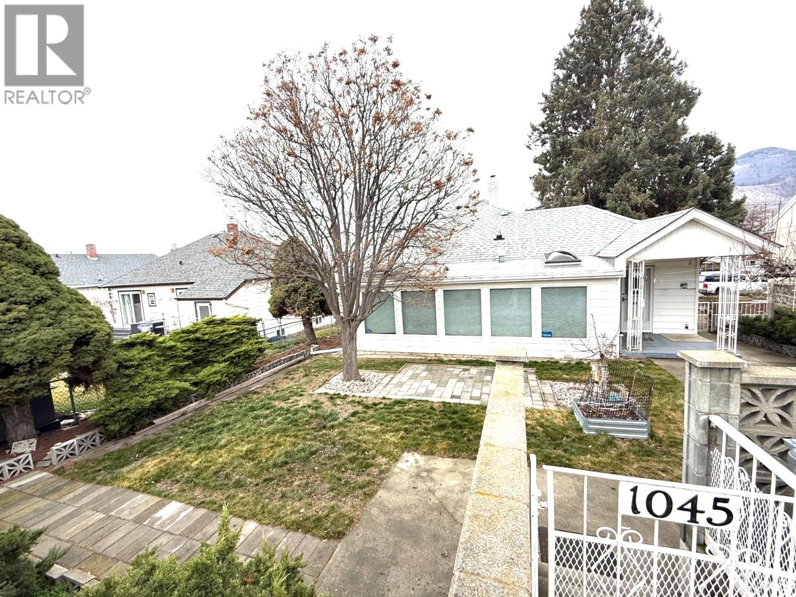 1045 DOMINION Street - 24