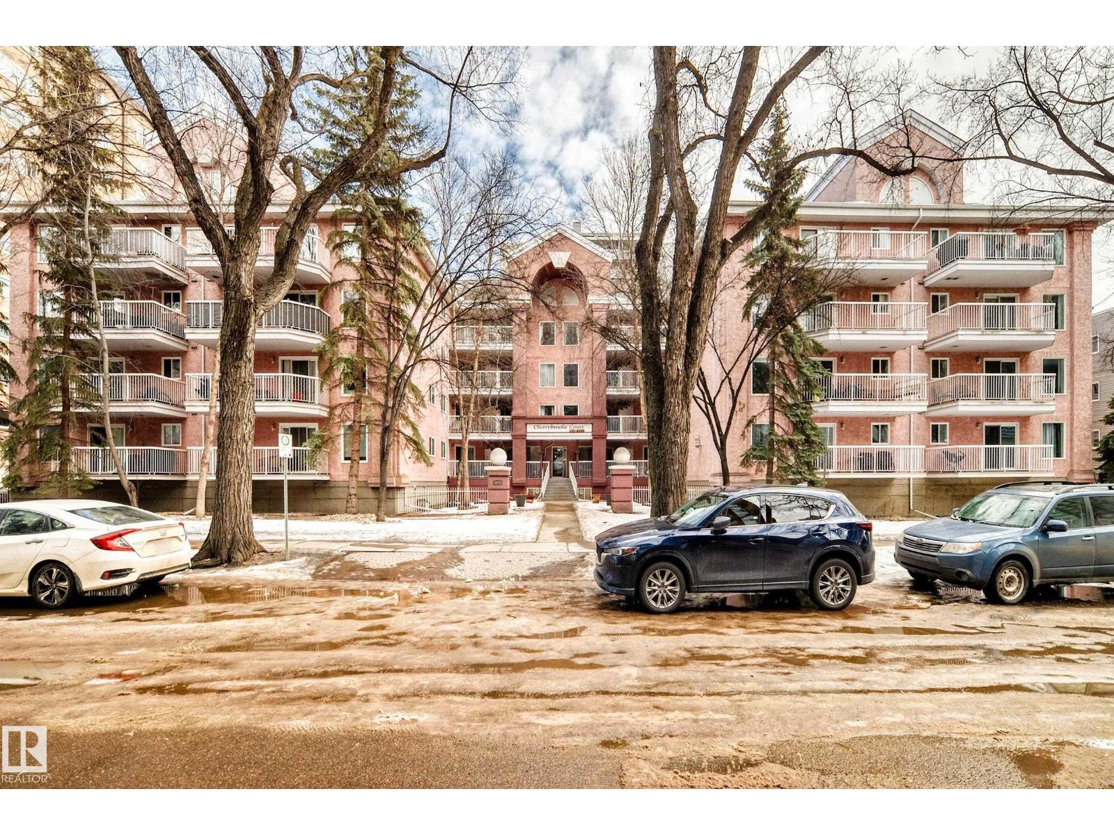 #304 10153 117 ST NW - 2