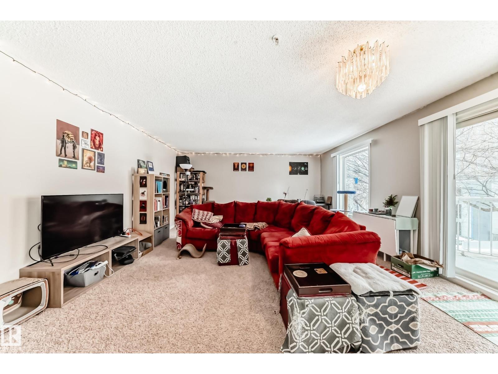 #304 10153 117 ST NW - 17