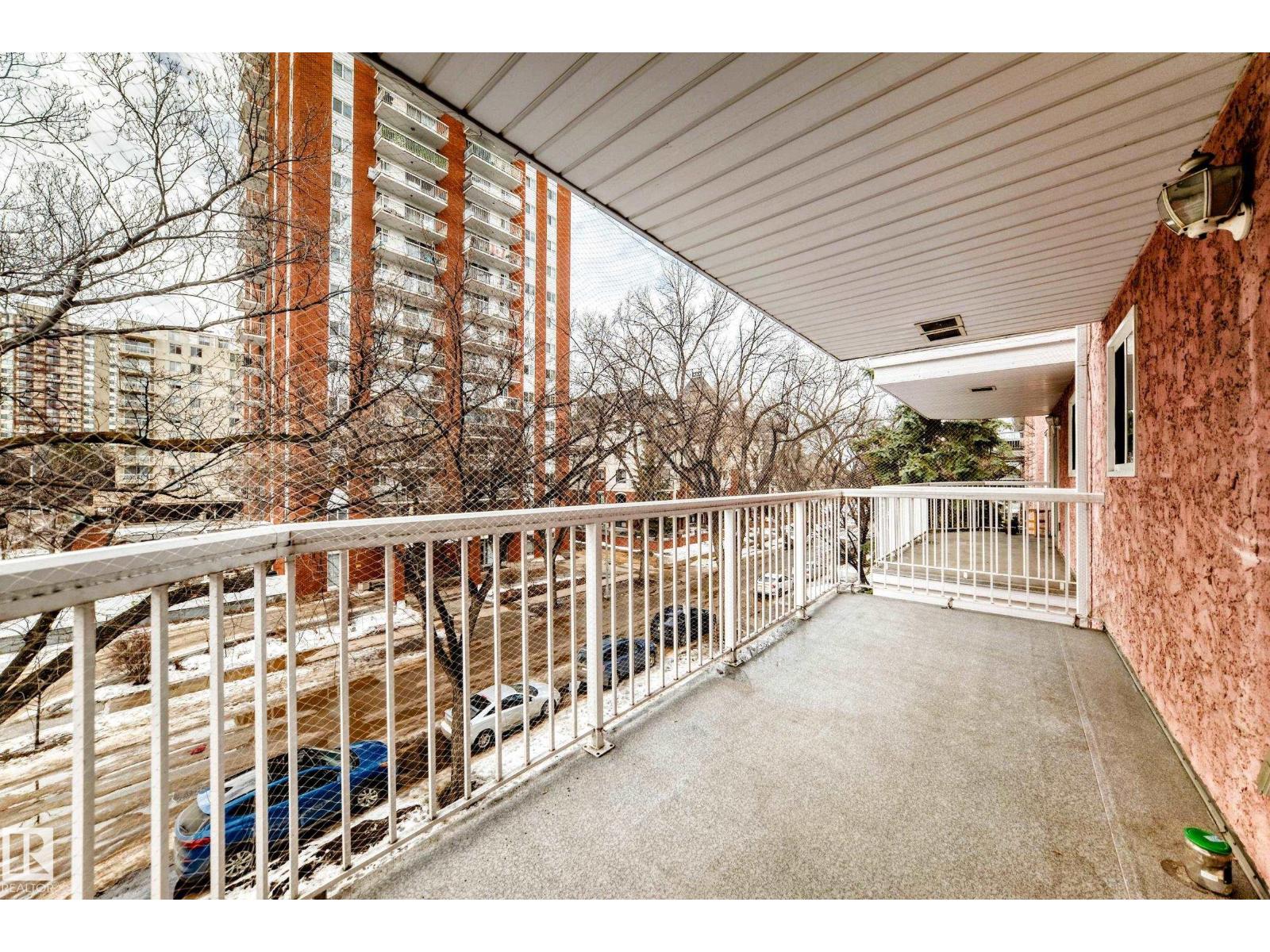 #304 10153 117 ST NW - 12