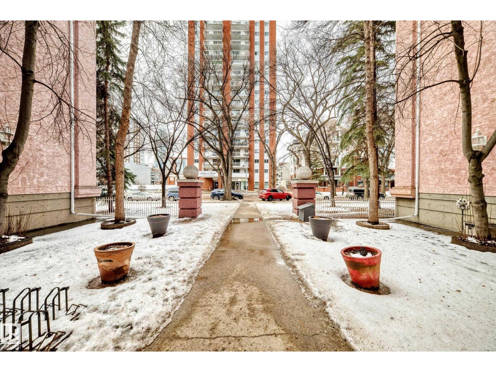 #304 10153 117 ST NW - 37