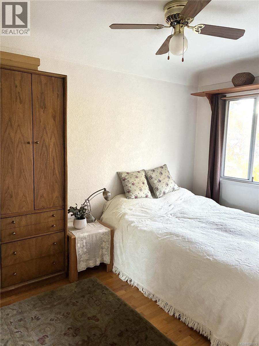  3901 Ansell Road, Saanich