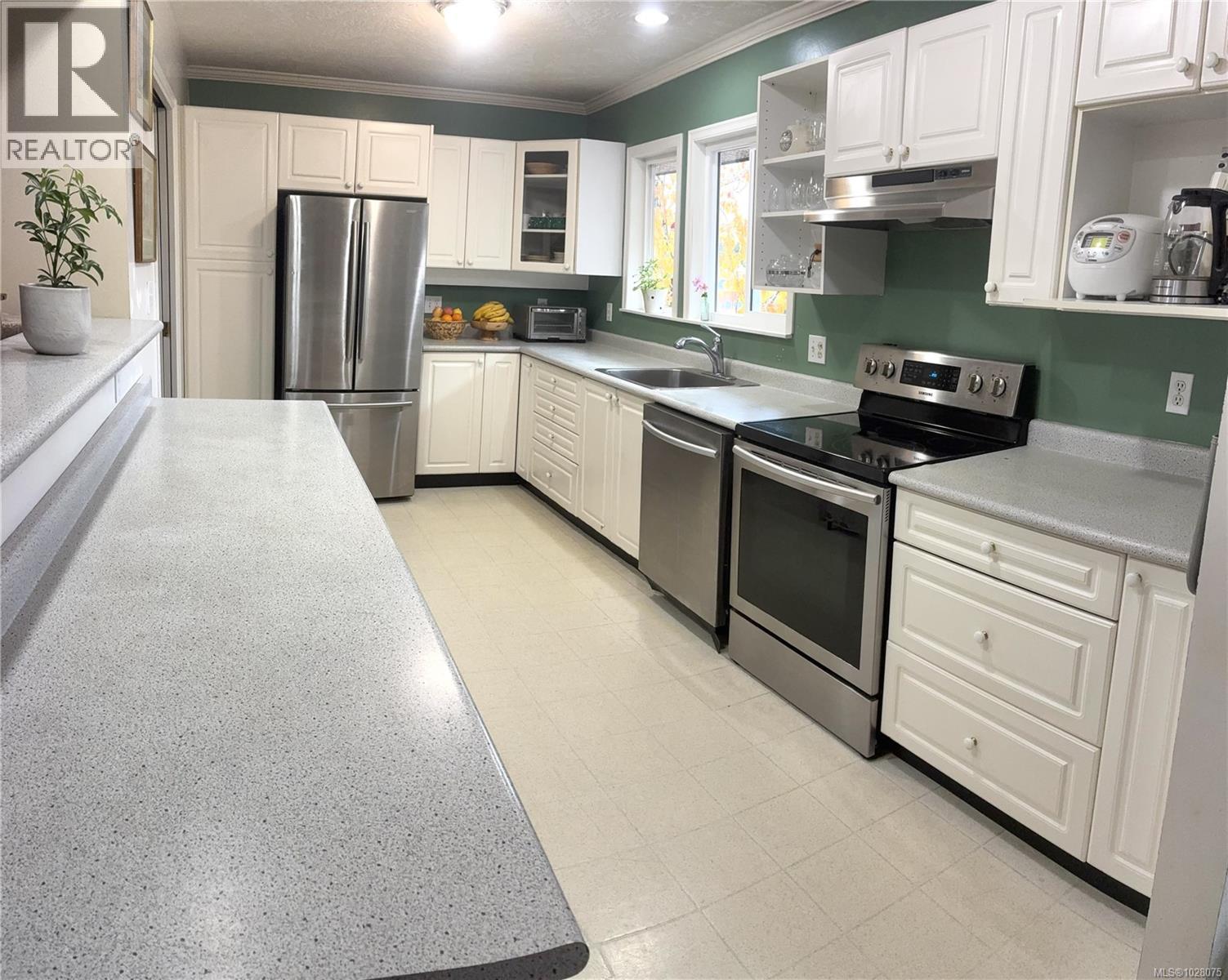  3901 Ansell Road, Saanich