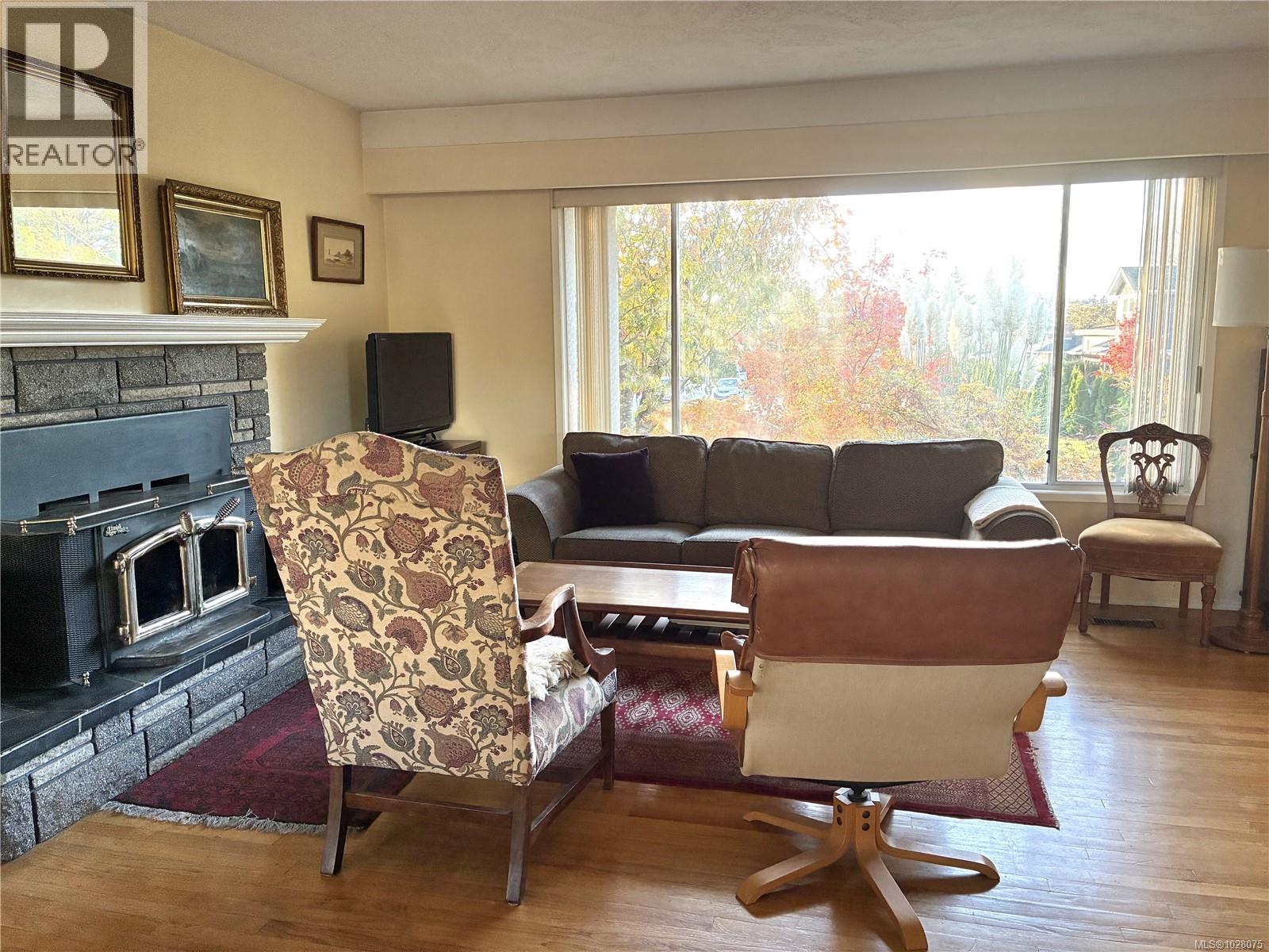  3901 Ansell Road, Saanich